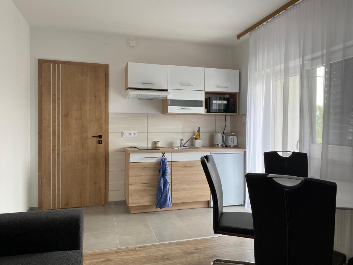 Cedrus Apartman Balatonfüred Extérieur photo